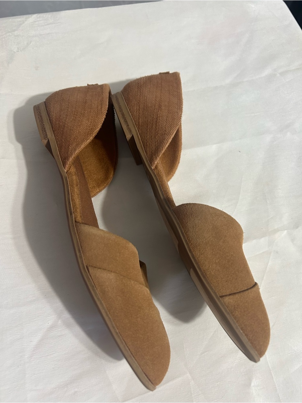 TOMS Tan Suede D'Orsay Pointed Flats - Picture 2 of 9